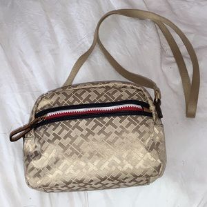 Tommy Hilfiger shoulder bag